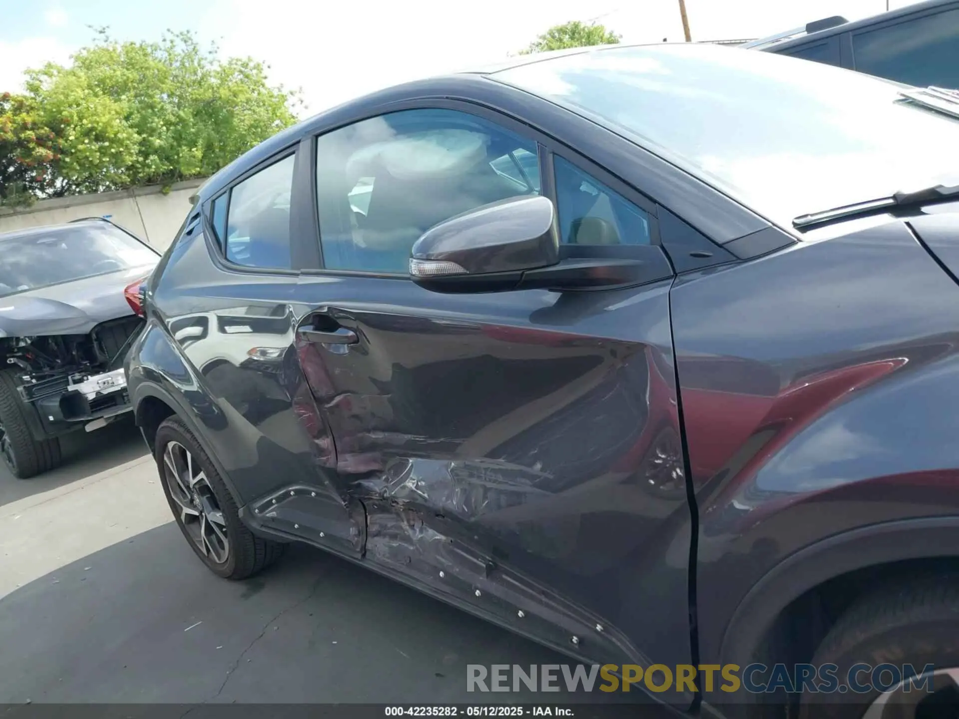 13 Photograph of a damaged car NMTKHMBX9MR133747 TOYOTA C-HR 2021