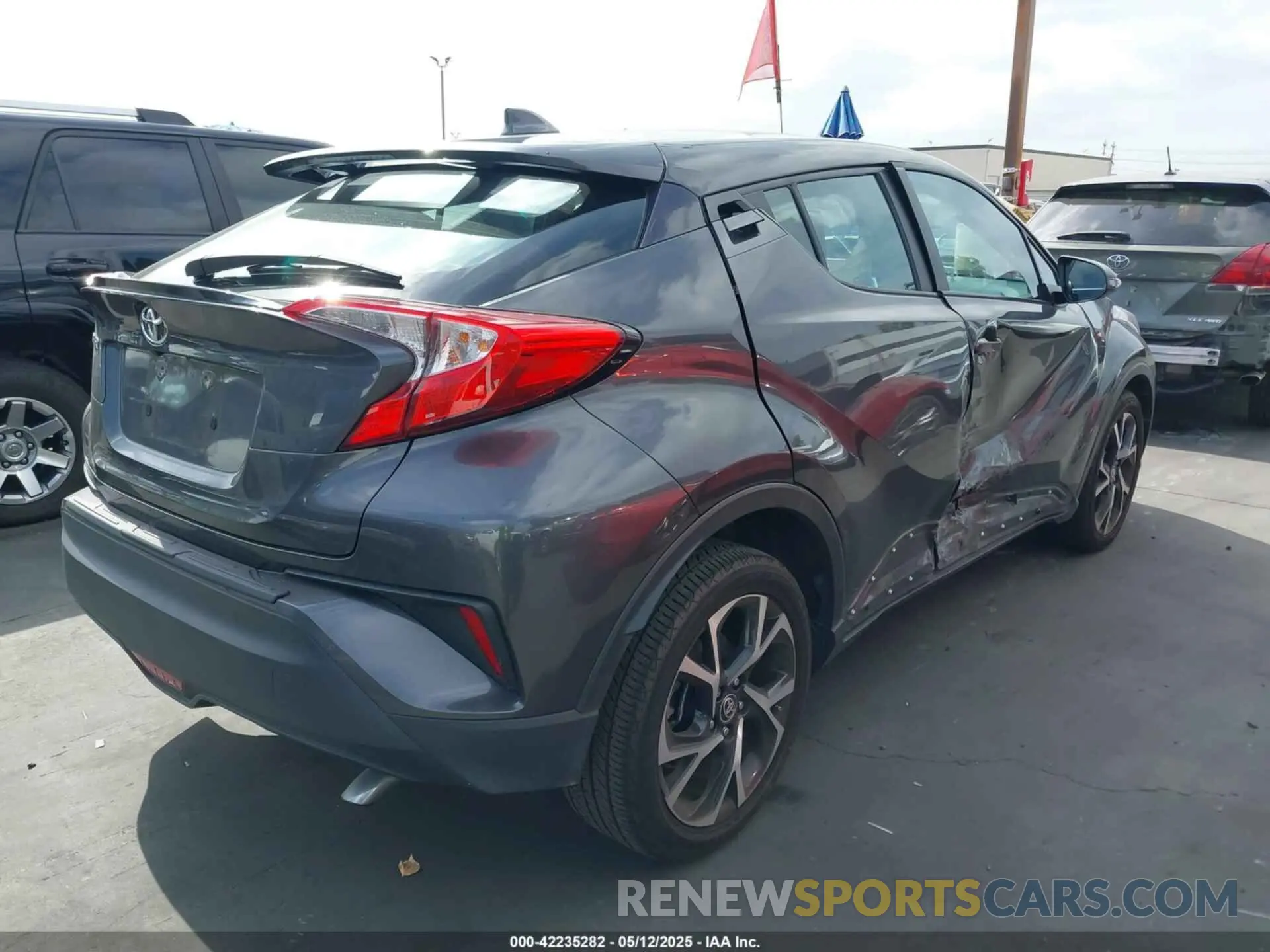 4 Photograph of a damaged car NMTKHMBX9MR133747 TOYOTA C-HR 2021