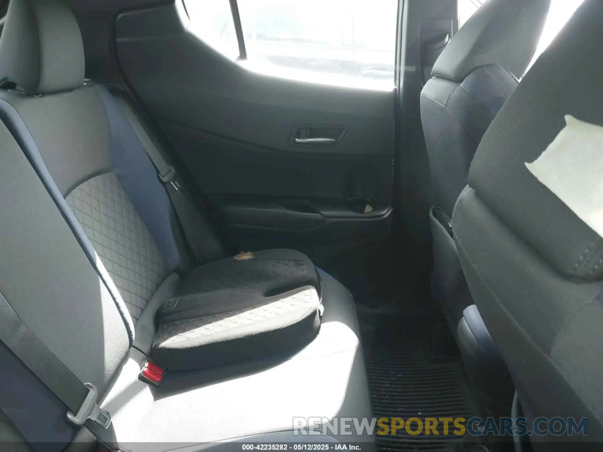 8 Photograph of a damaged car NMTKHMBX9MR133747 TOYOTA C-HR 2021
