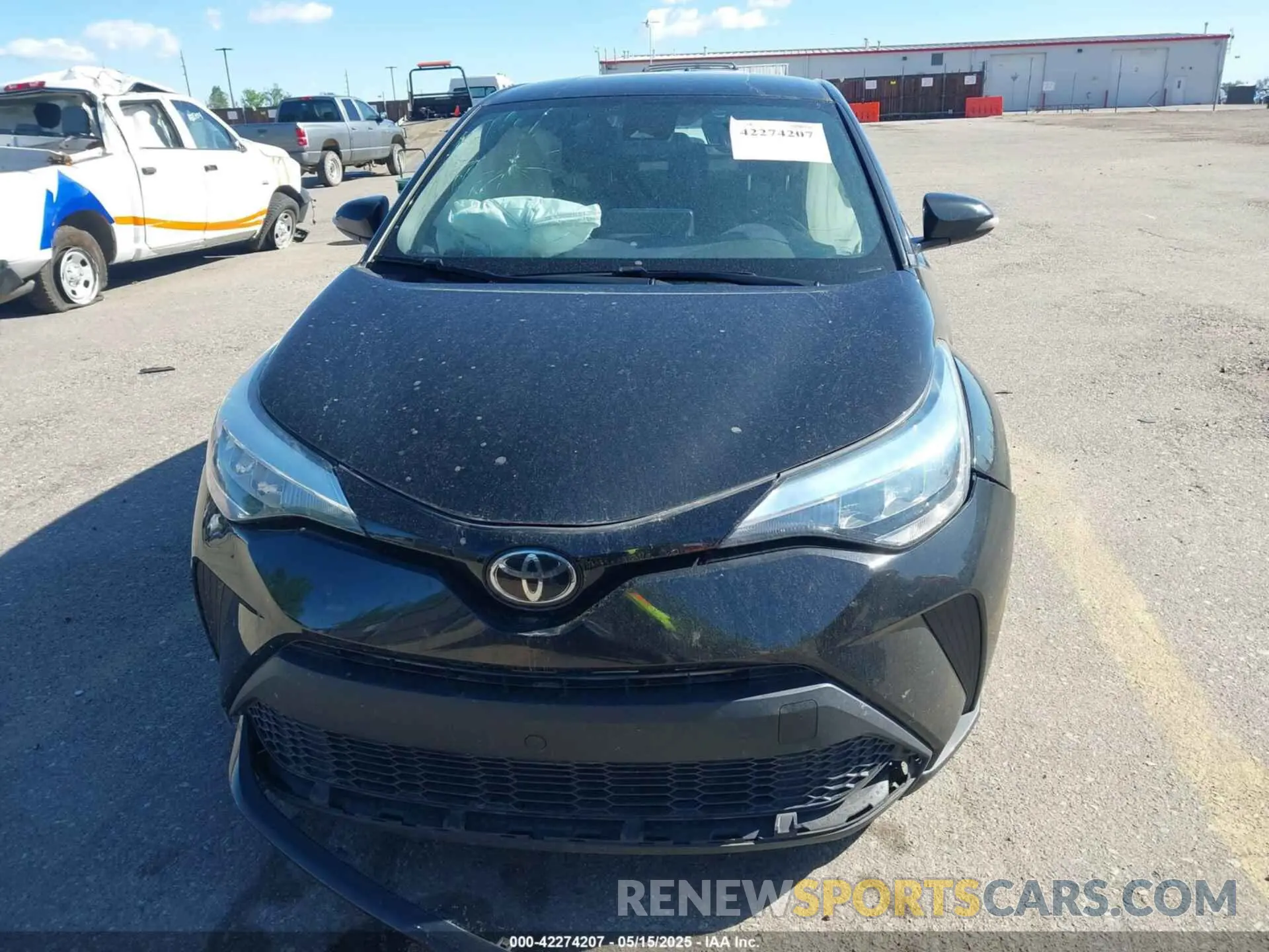 12 Photograph of a damaged car NMTKHMBX9MR134011 TOYOTA C-HR 2021