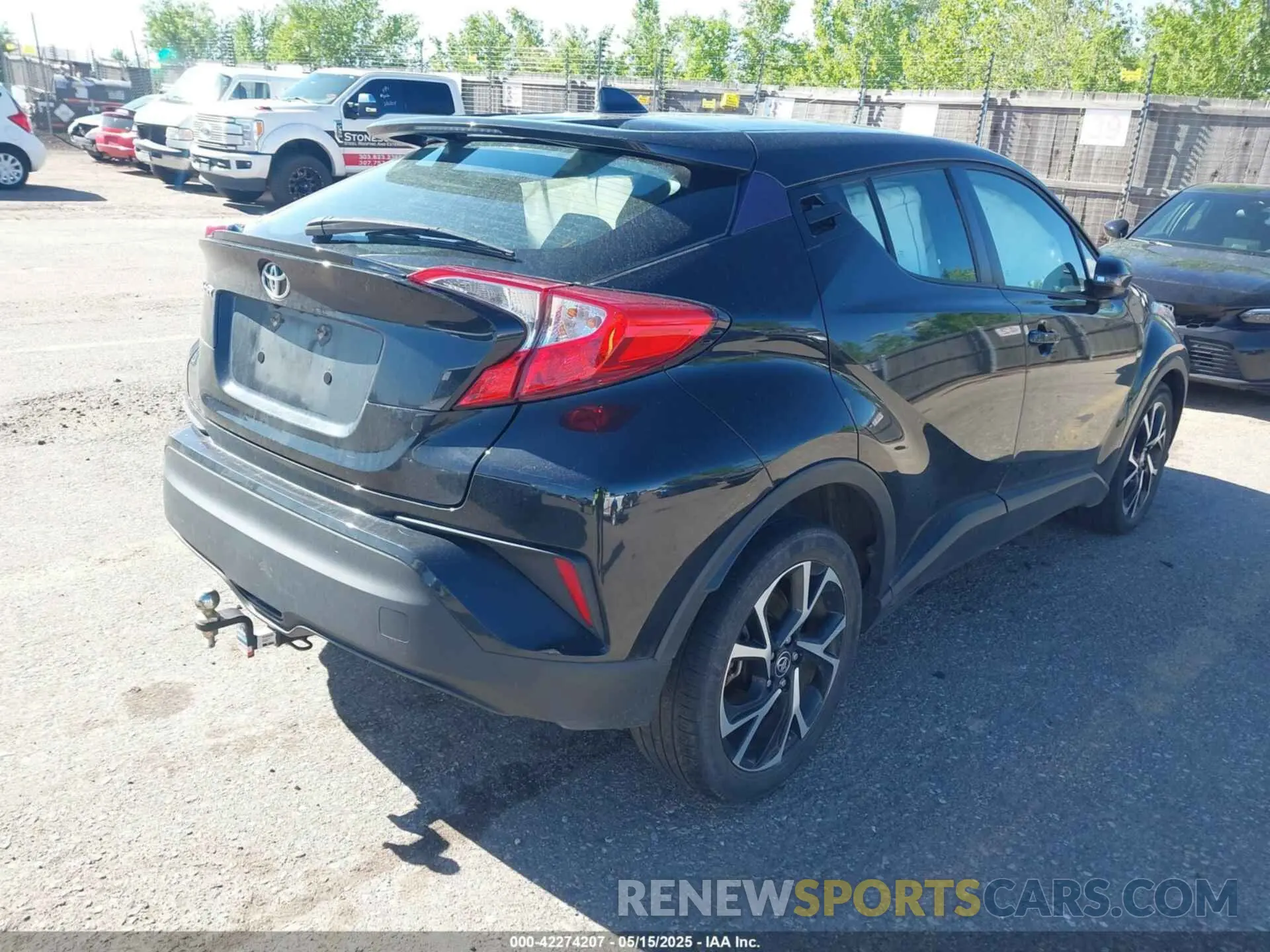 4 Photograph of a damaged car NMTKHMBX9MR134011 TOYOTA C-HR 2021