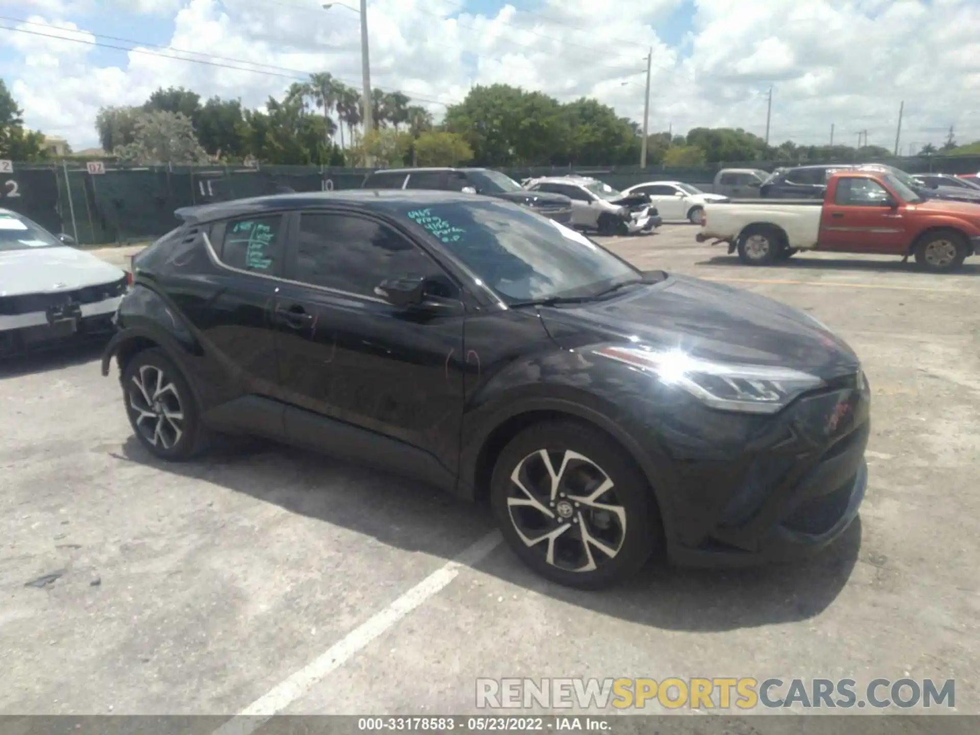 1 Photograph of a damaged car NMTKHMBXXMR121381 TOYOTA C-HR 2021