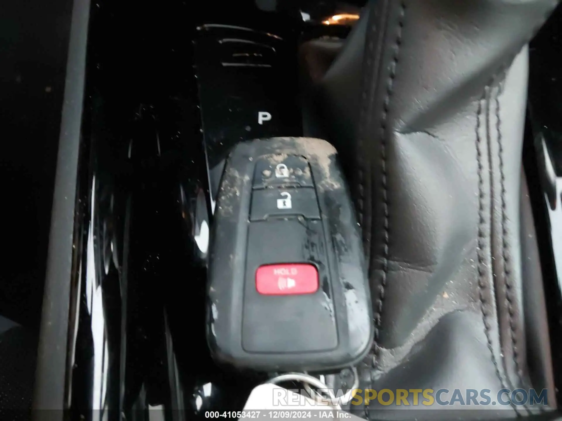 11 Photograph of a damaged car JTNKHMBX2N1136243 TOYOTA C-HR 2022