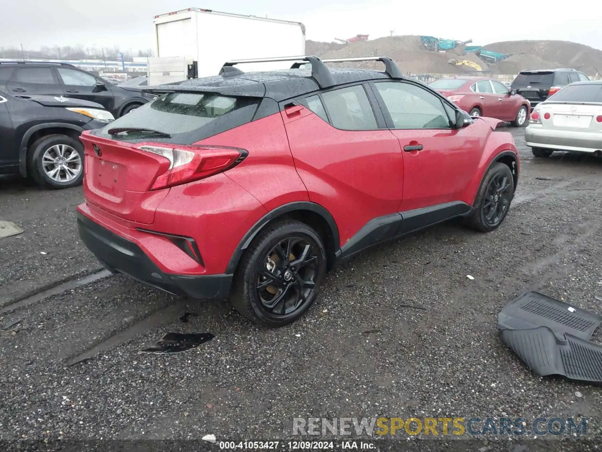 4 Photograph of a damaged car JTNKHMBX2N1136243 TOYOTA C-HR 2022