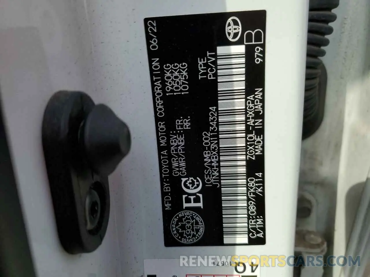 13 Photograph of a damaged car JTNKHMBX3N1134324 TOYOTA C-HR 2022