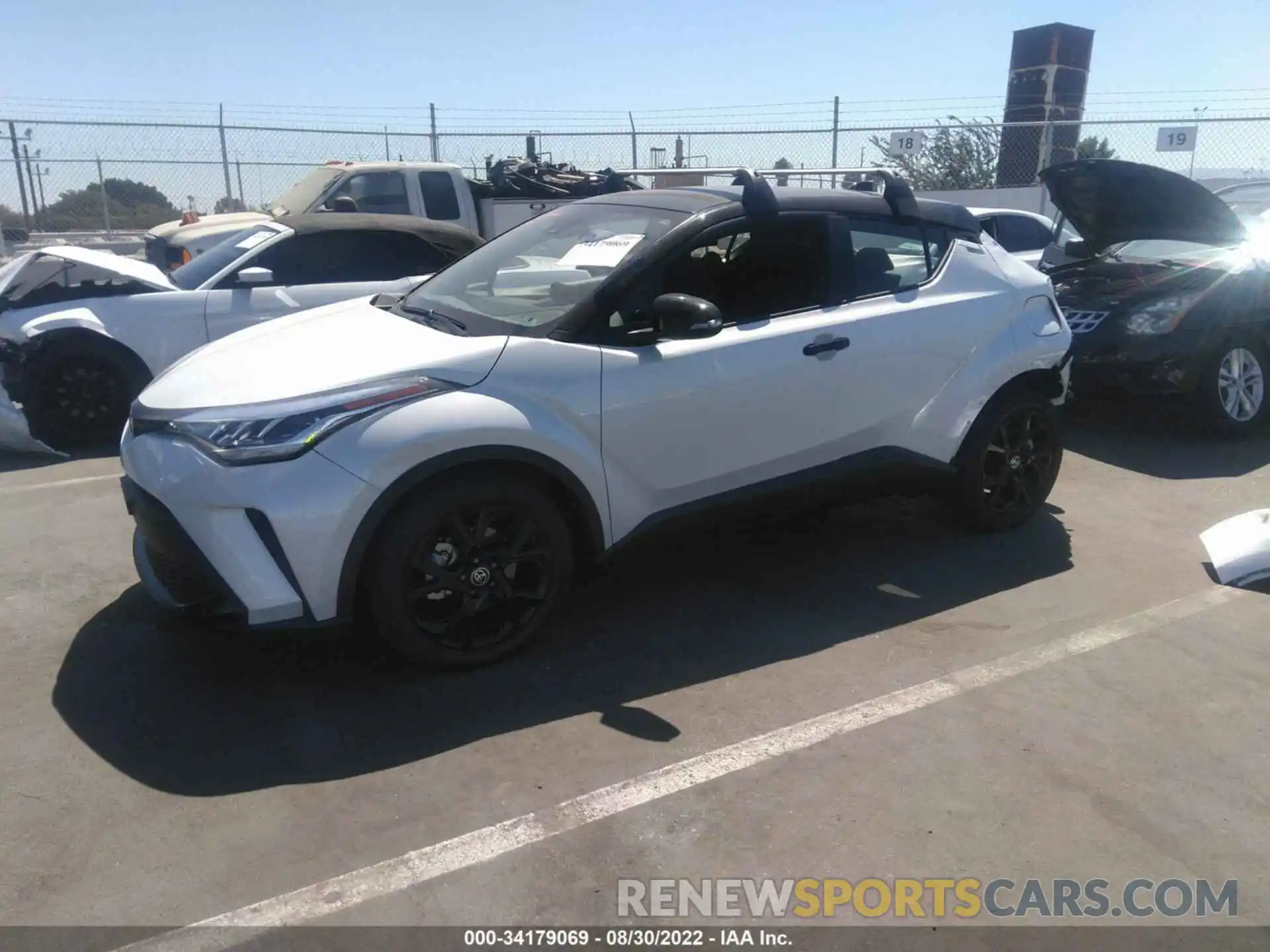 2 Photograph of a damaged car JTNKHMBX4N1131755 TOYOTA C-HR 2022