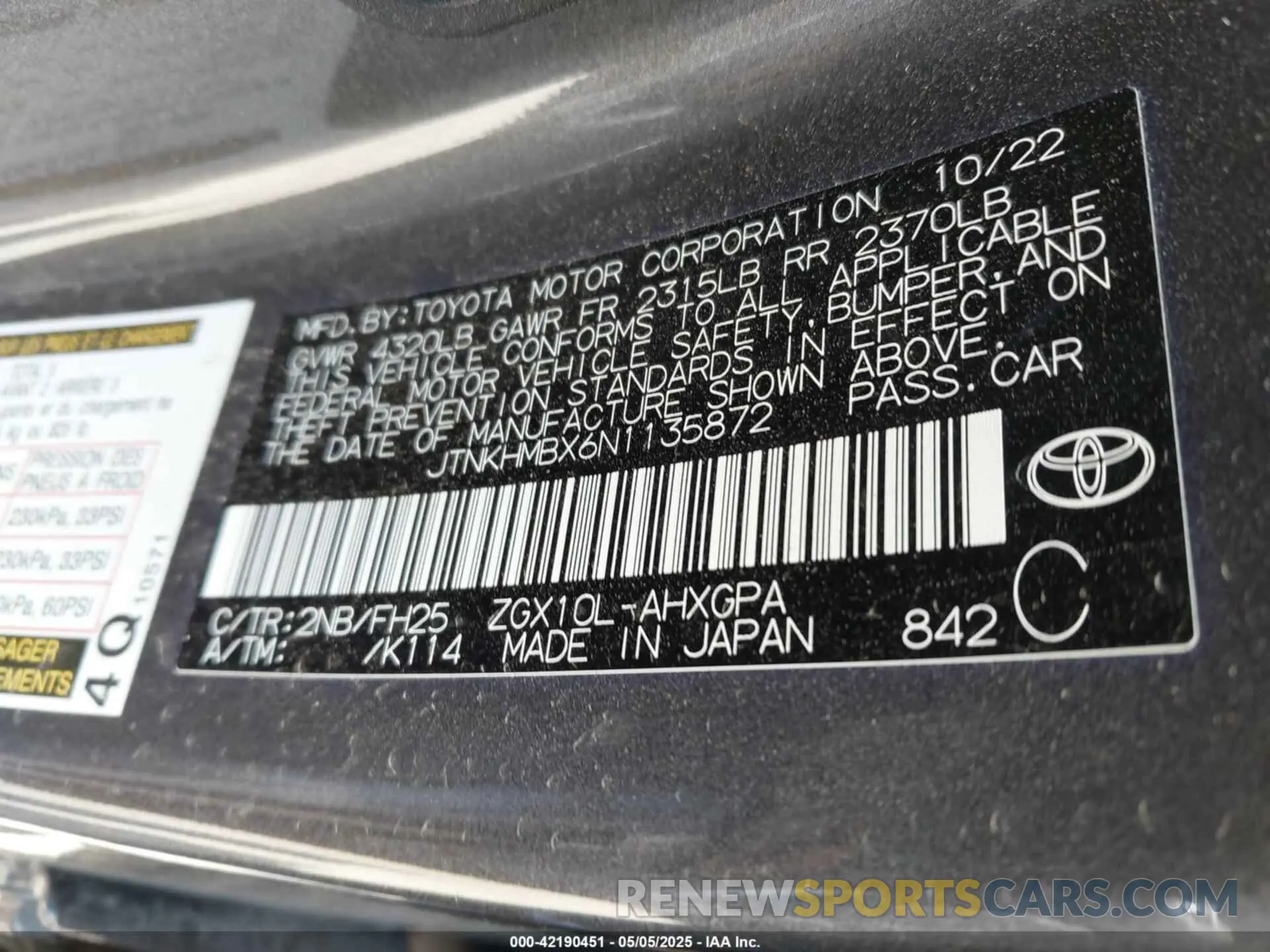 9 Photograph of a damaged car JTNKHMBX6N1135872 TOYOTA C-HR 2022