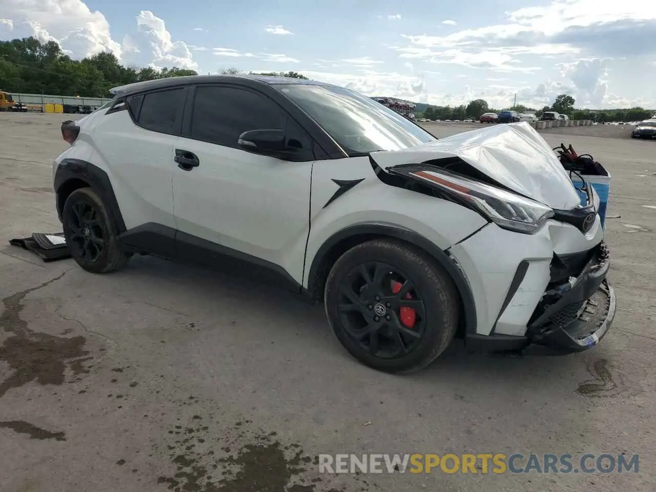 4 Photograph of a damaged car JTNKHMBXXN1131677 TOYOTA C-HR 2022