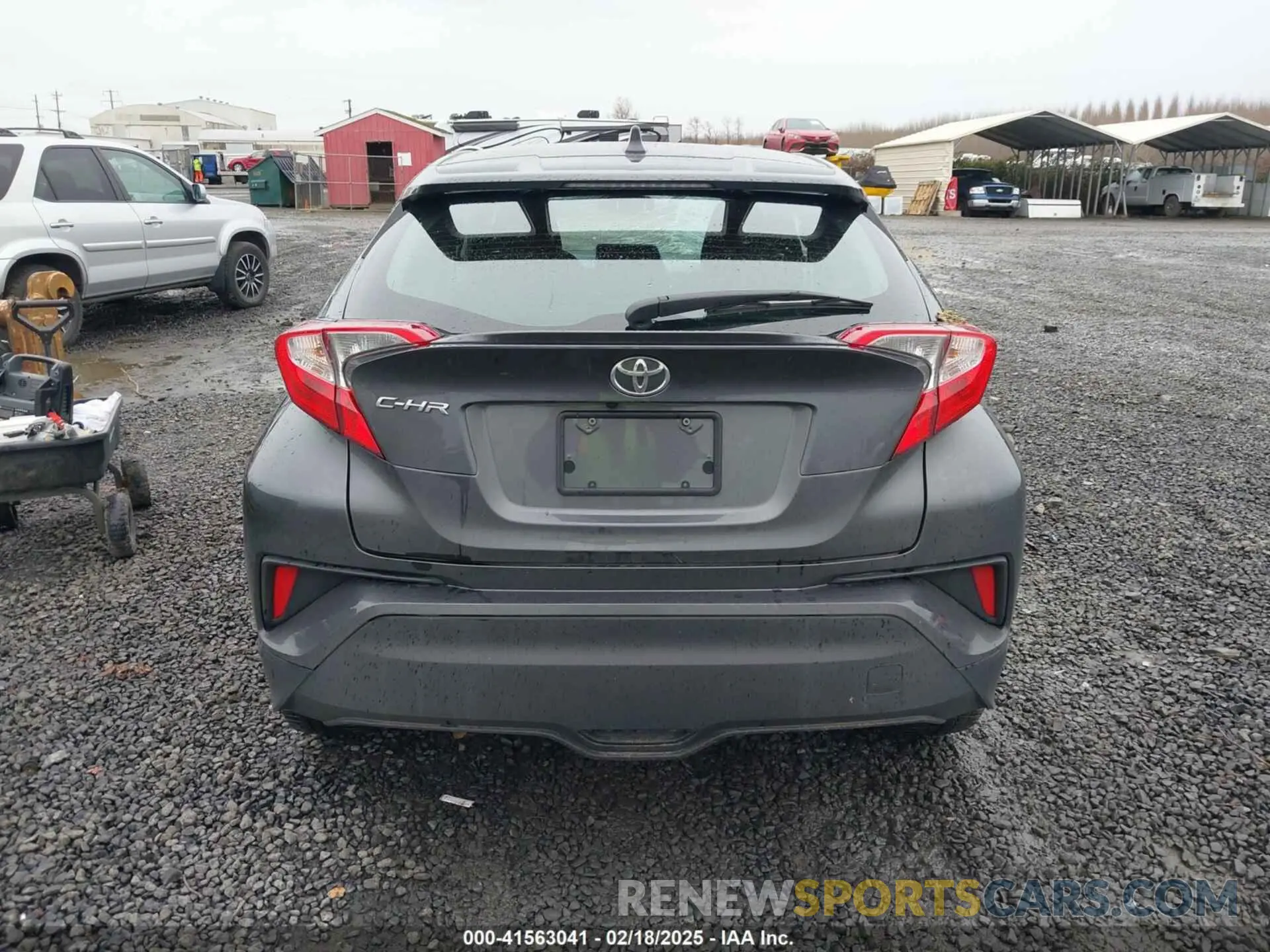 17 Photograph of a damaged car NMTKHMBX0NR143424 TOYOTA C-HR 2022