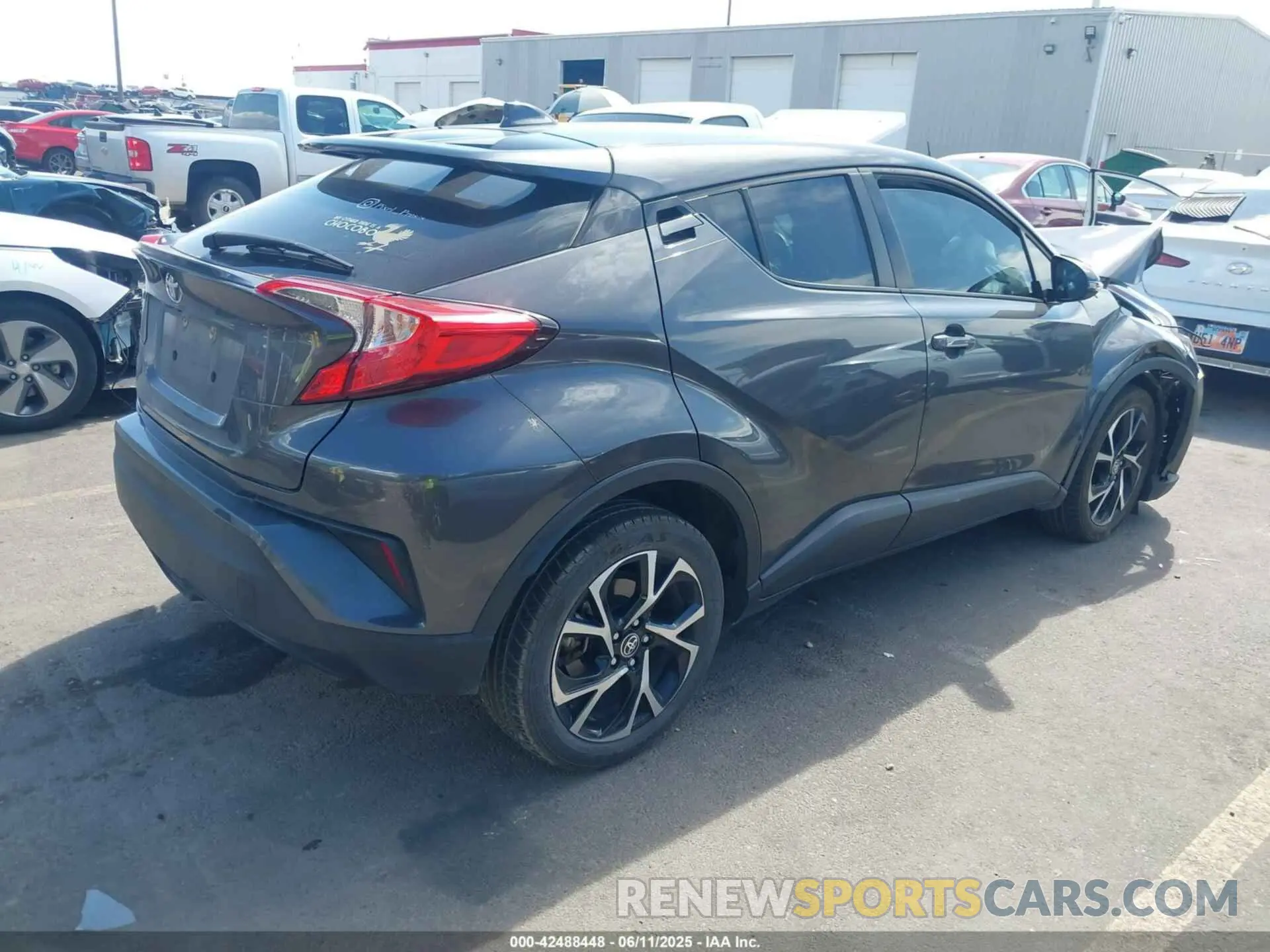 4 Photograph of a damaged car NMTKHMBX0NR146906 TOYOTA C-HR 2022
