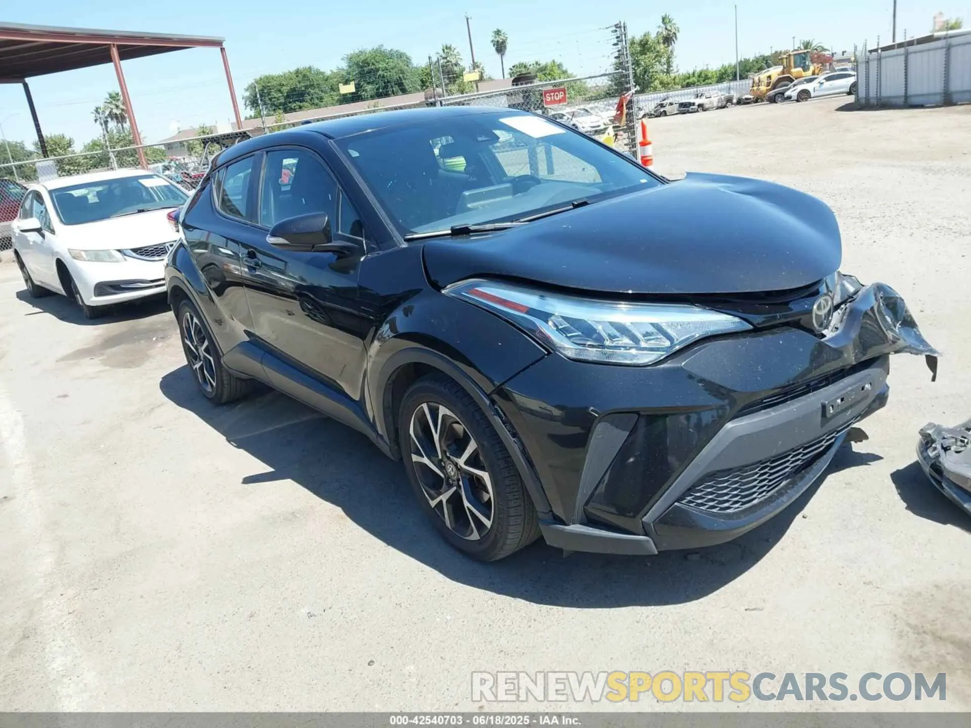 1 Photograph of a damaged car NMTKHMBX1NR142766 TOYOTA C-HR 2022