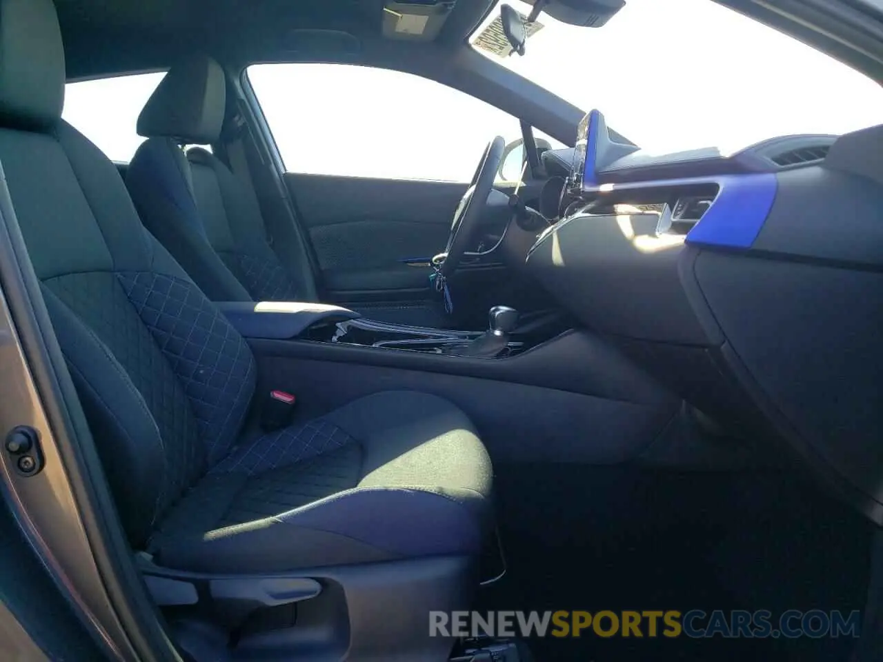 5 Photograph of a damaged car NMTKHMBX4NR140378 TOYOTA C-HR 2022