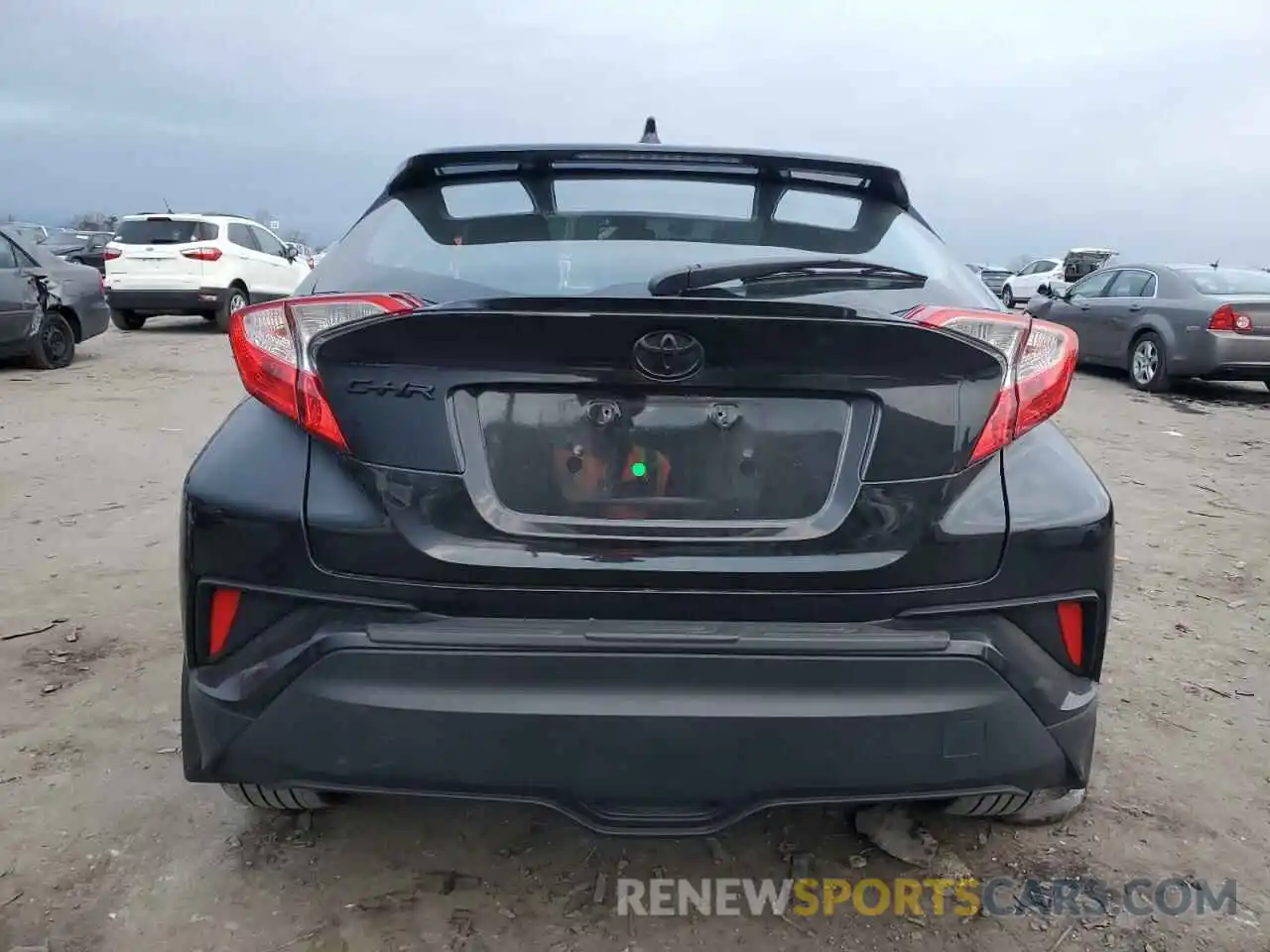 6 Photograph of a damaged car NMTKHMBX6NR141581 TOYOTA C-HR 2022