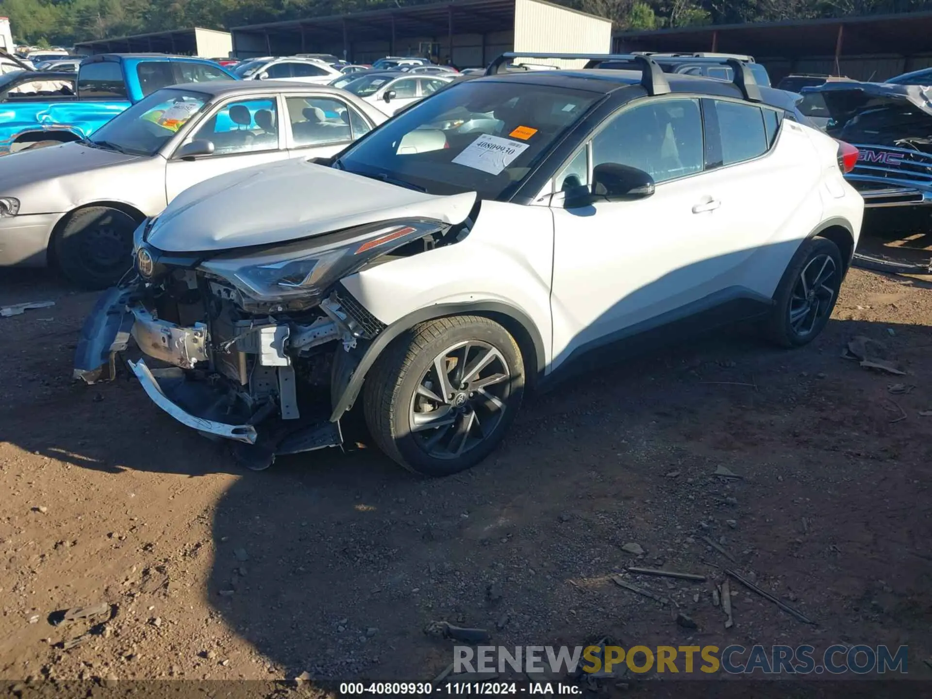 2 Photograph of a damaged car NMTKHMBX7NR146336 TOYOTA C-HR 2022