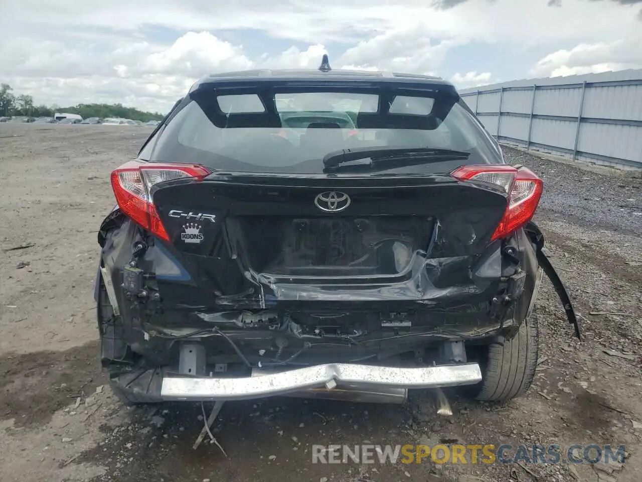 6 Photograph of a damaged car NMTKHMBX8NR141470 TOYOTA C-HR 2022
