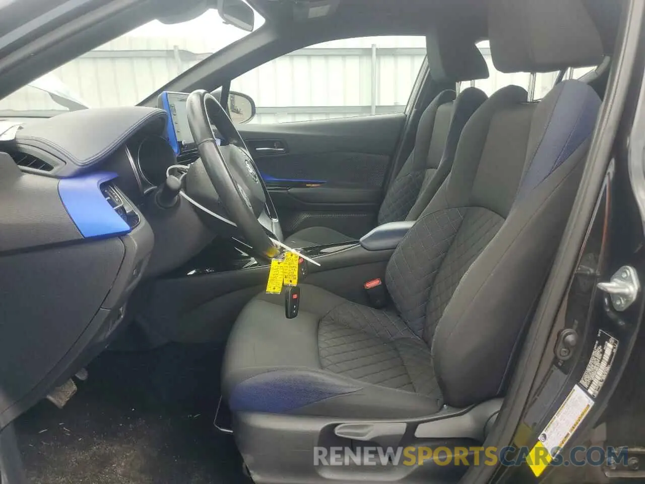 7 Photograph of a damaged car NMTKHMBX8NR141470 TOYOTA C-HR 2022