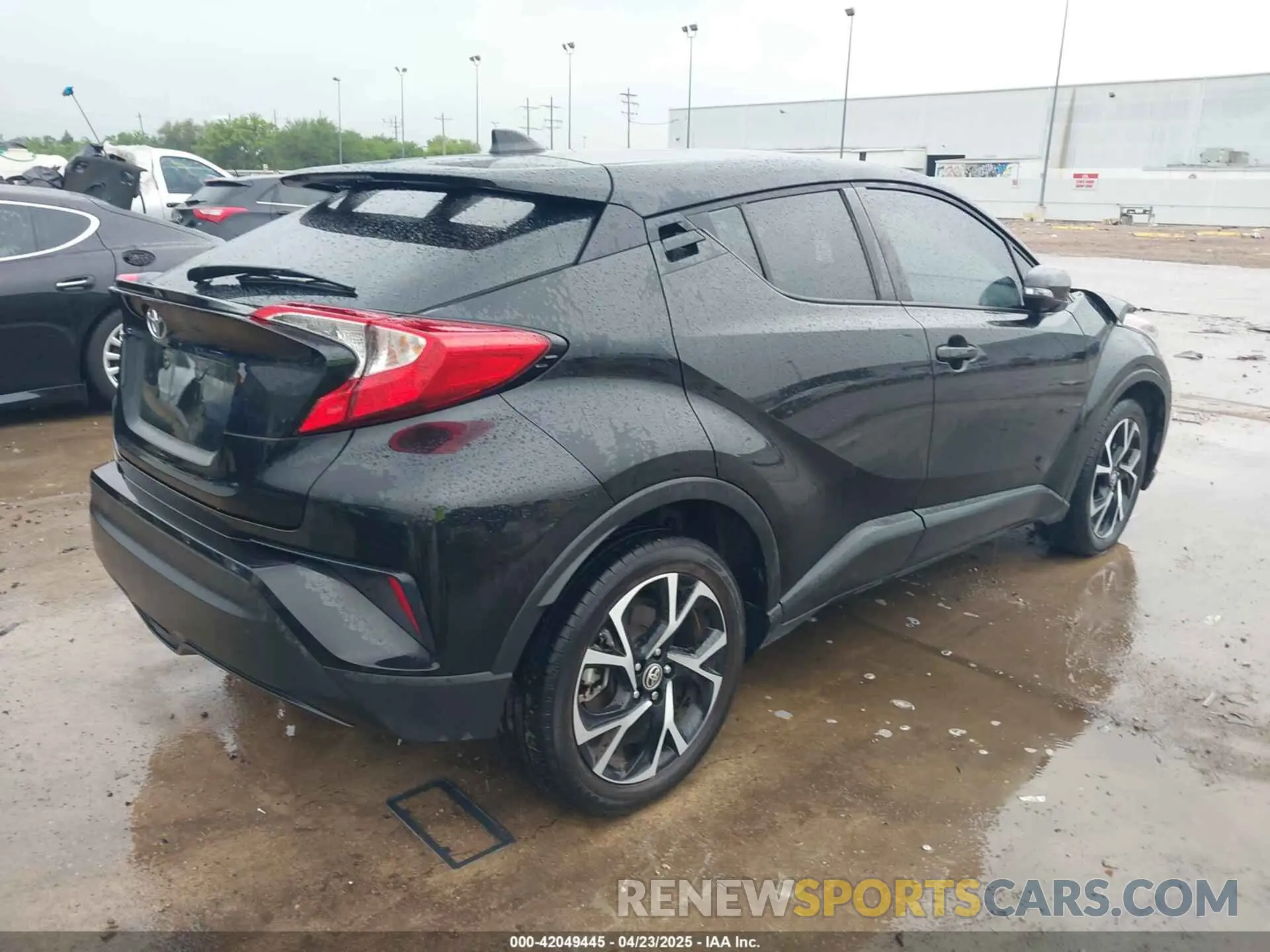 4 Photograph of a damaged car NMTKHMBX8NR145986 TOYOTA C-HR 2022