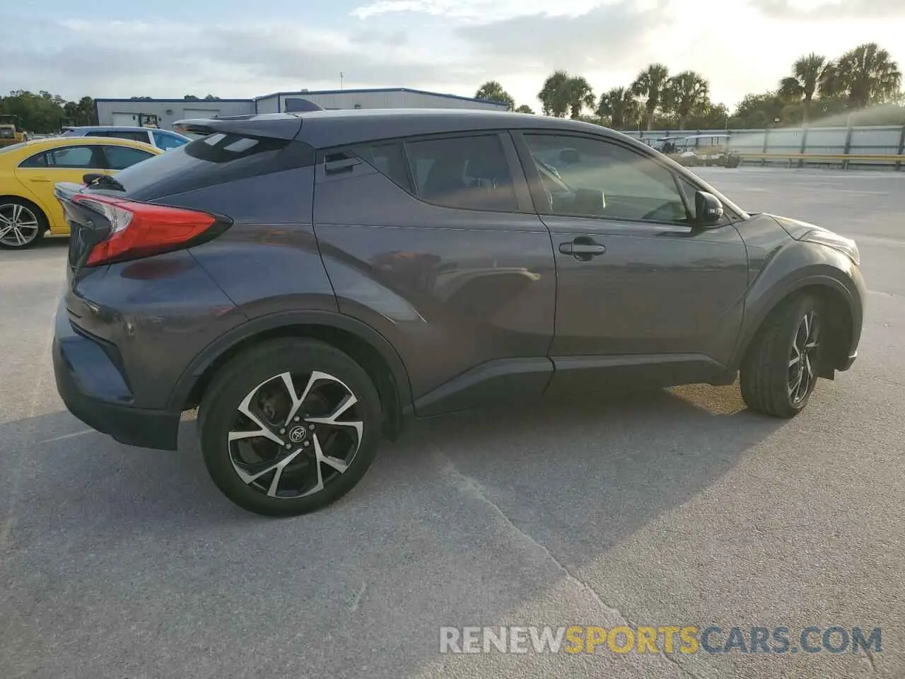 3 Photograph of a damaged car NMTKHMBX9NR141168 TOYOTA C-HR 2022
