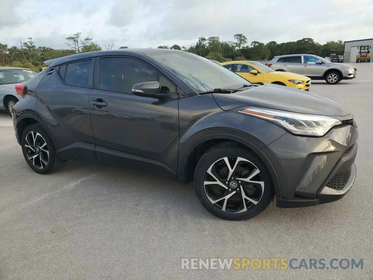 4 Photograph of a damaged car NMTKHMBX9NR141168 TOYOTA C-HR 2022
