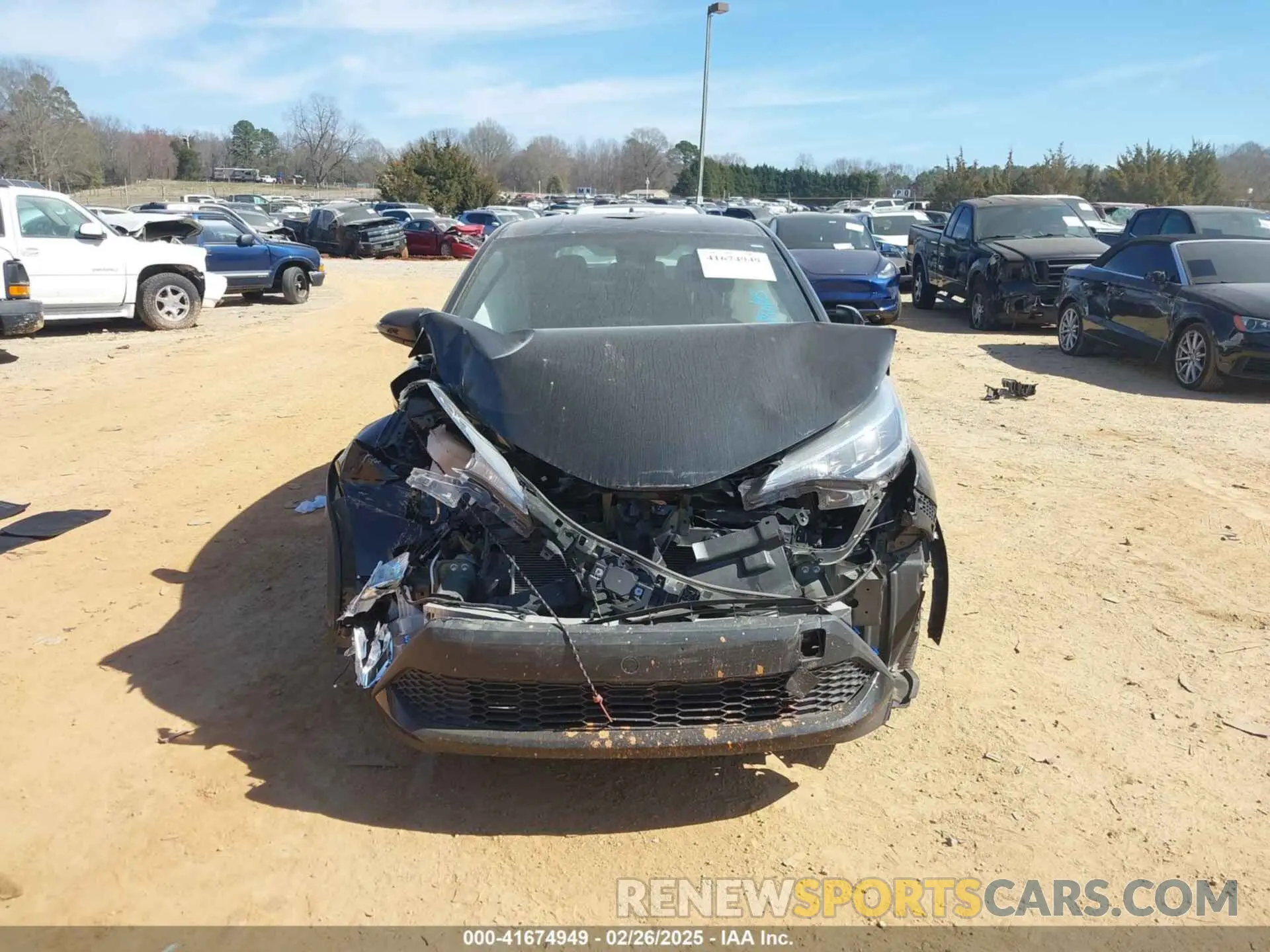 11 Photograph of a damaged car NMTKHMBX9NR142398 TOYOTA C-HR 2022