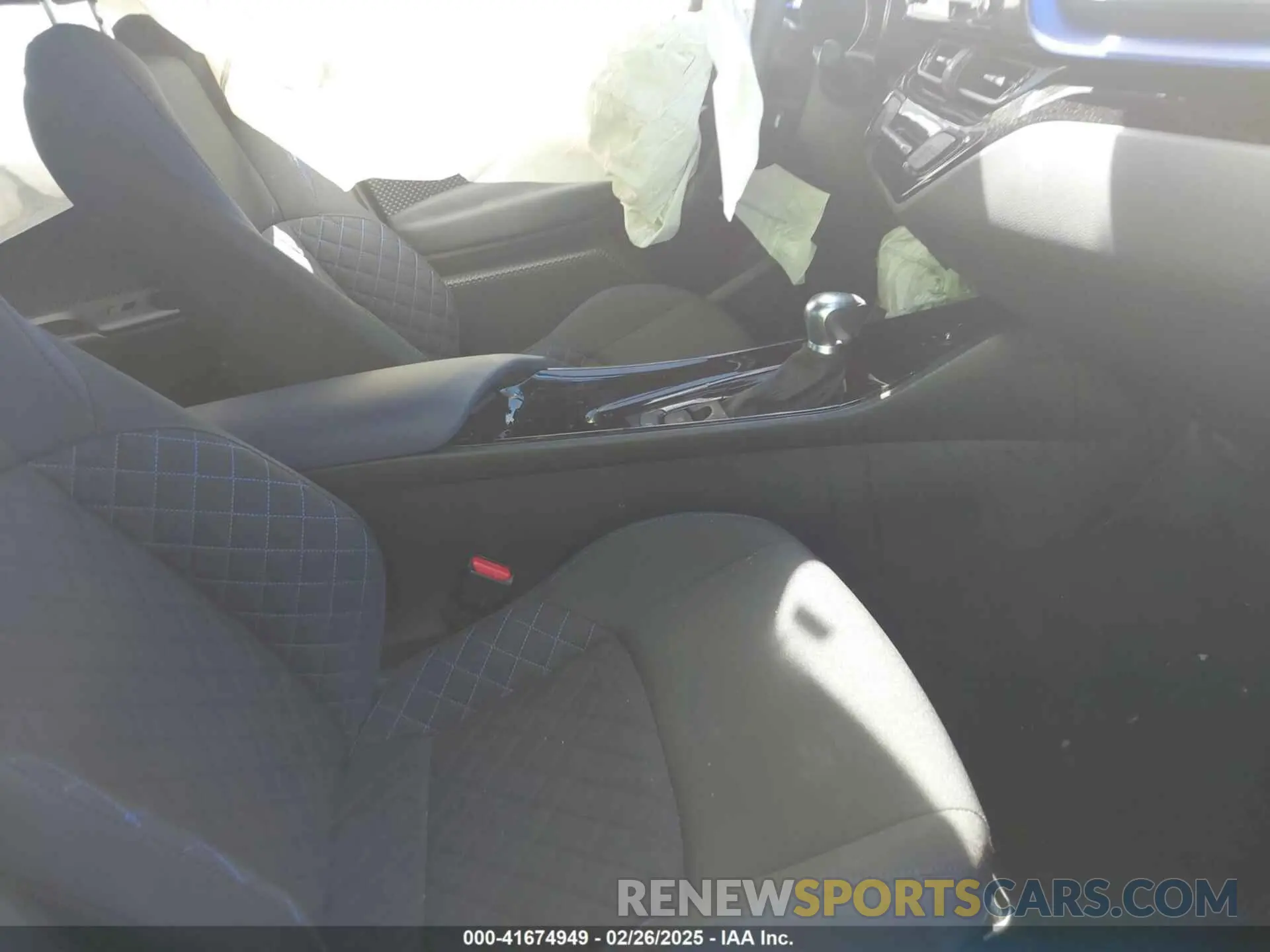 5 Photograph of a damaged car NMTKHMBX9NR142398 TOYOTA C-HR 2022