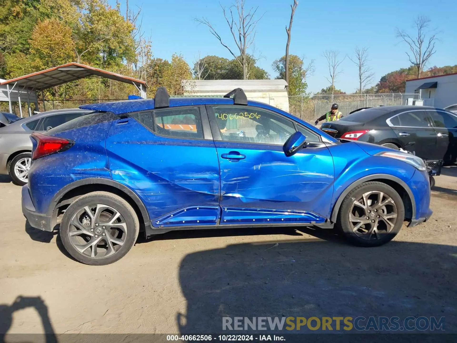 14 Photograph of a damaged car NMTKHMBXXNR141423 TOYOTA C-HR 2022
