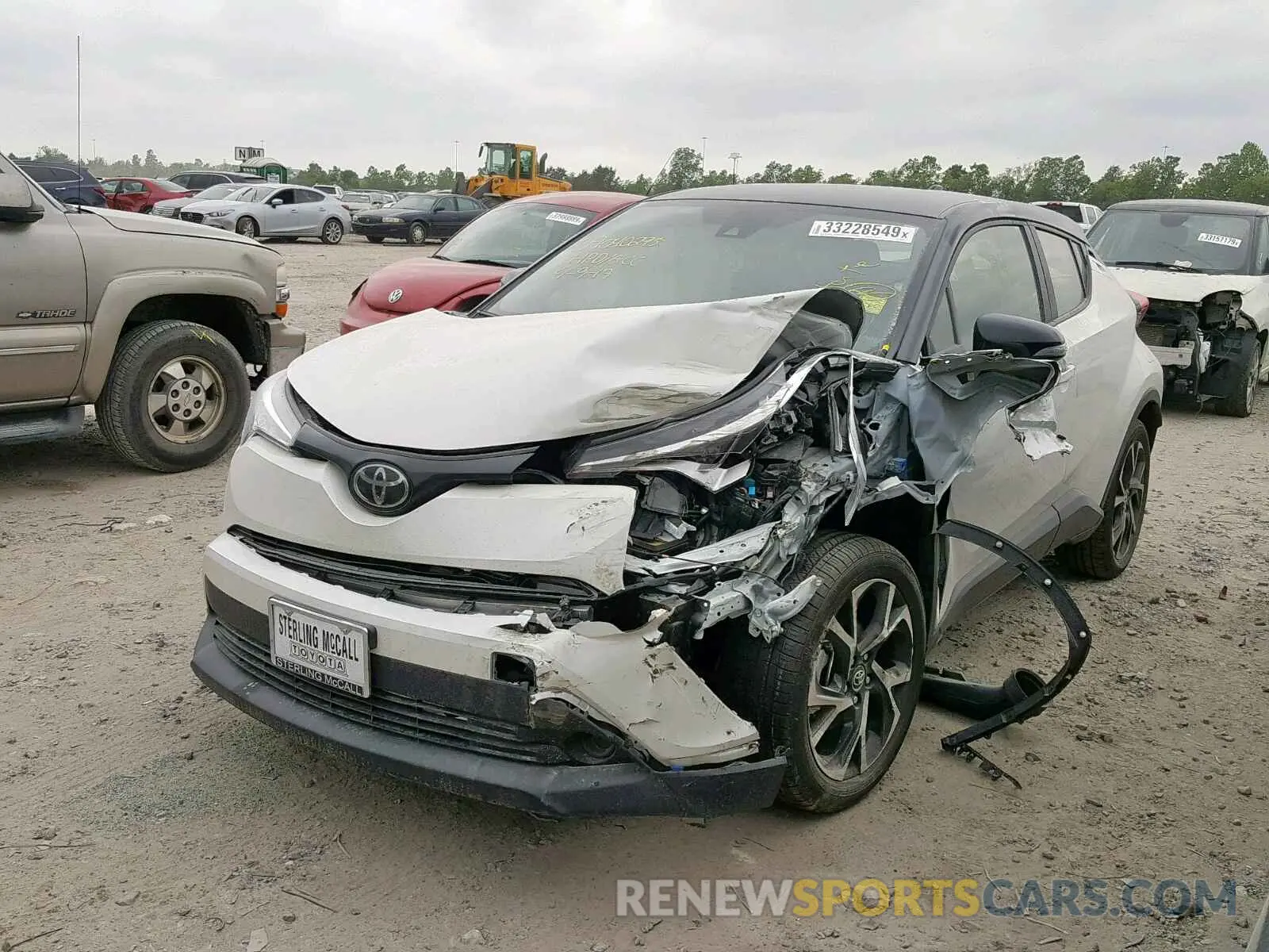 2 Photograph of a damaged car JTNKHMBX0K1037853 TOYOTA C-HR XLE 2019