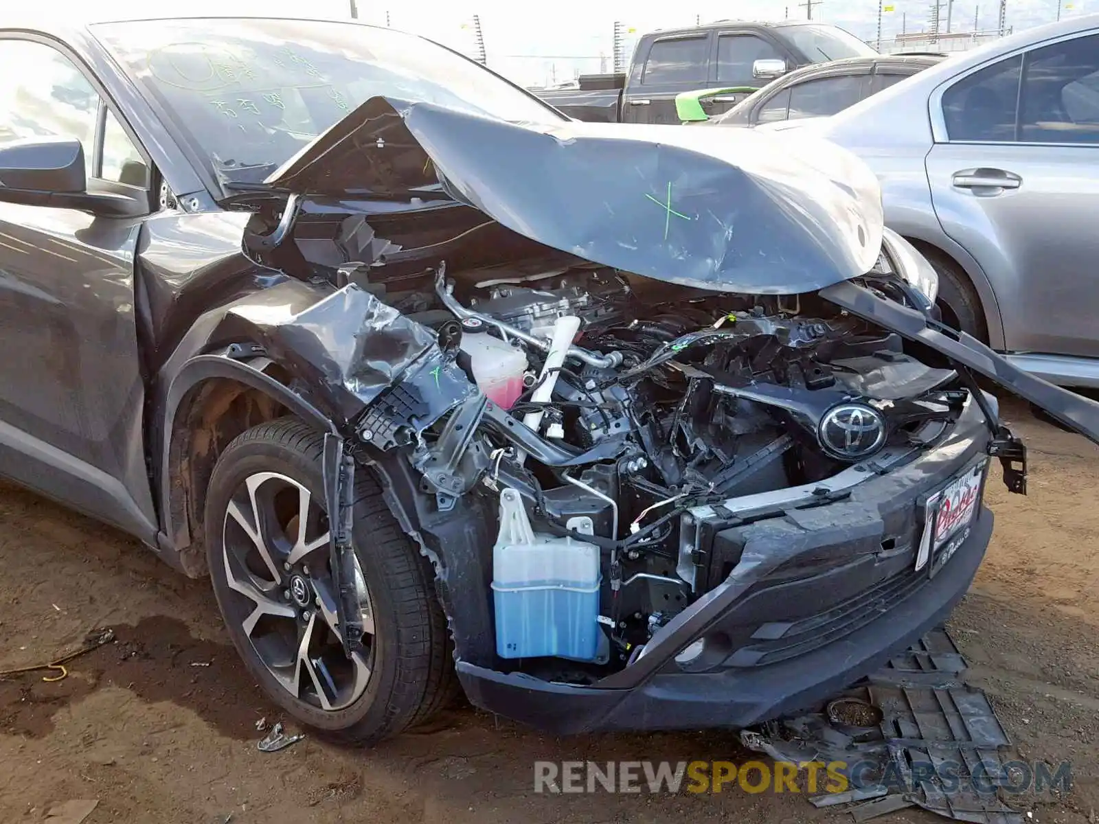 9 Photograph of a damaged car JTNKHMBX6K1013413 TOYOTA C-HR XLE 2019