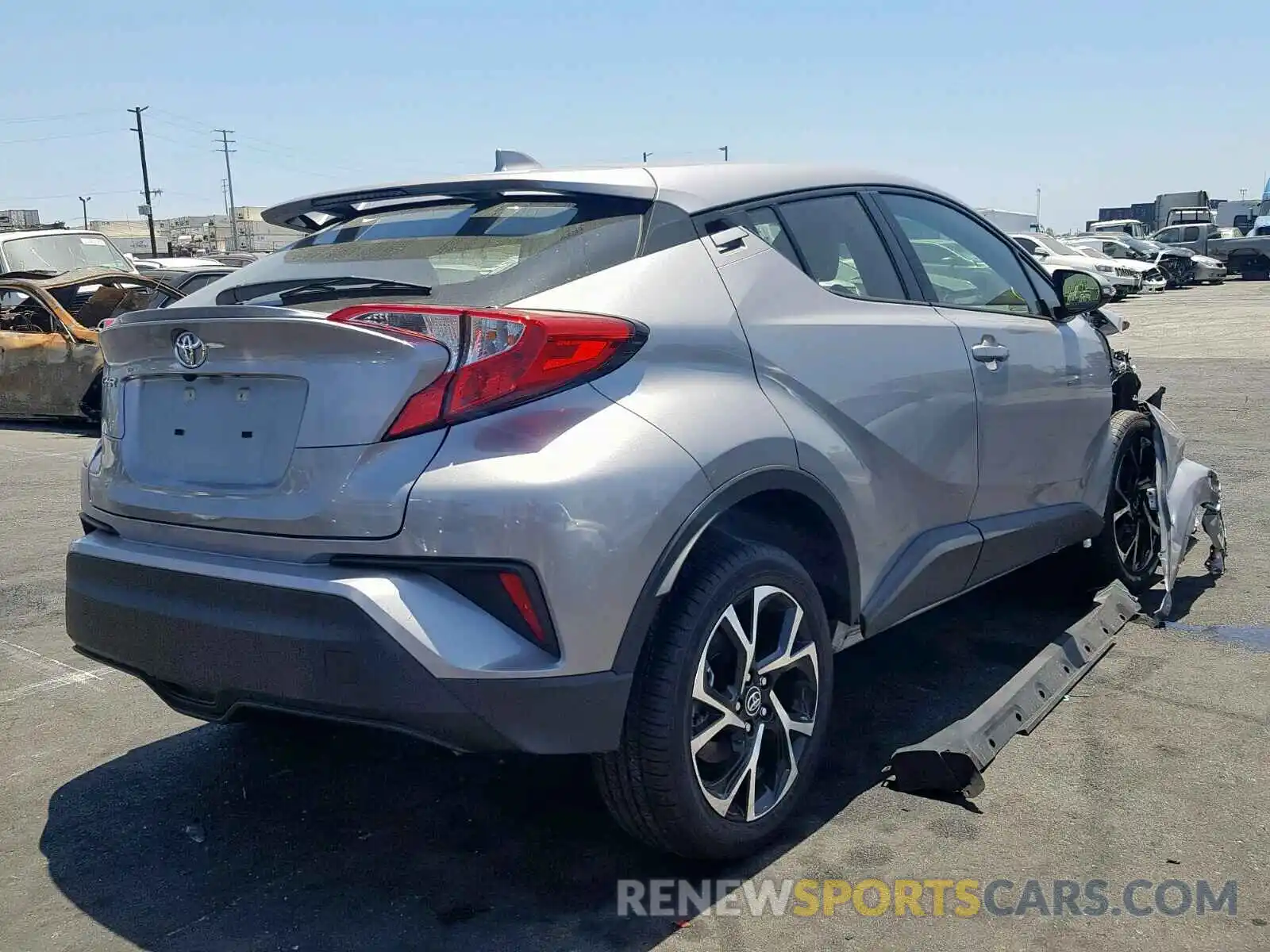 4 Photograph of a damaged car JTNKHMBX9K1030545 TOYOTA C-HR XLE 2019