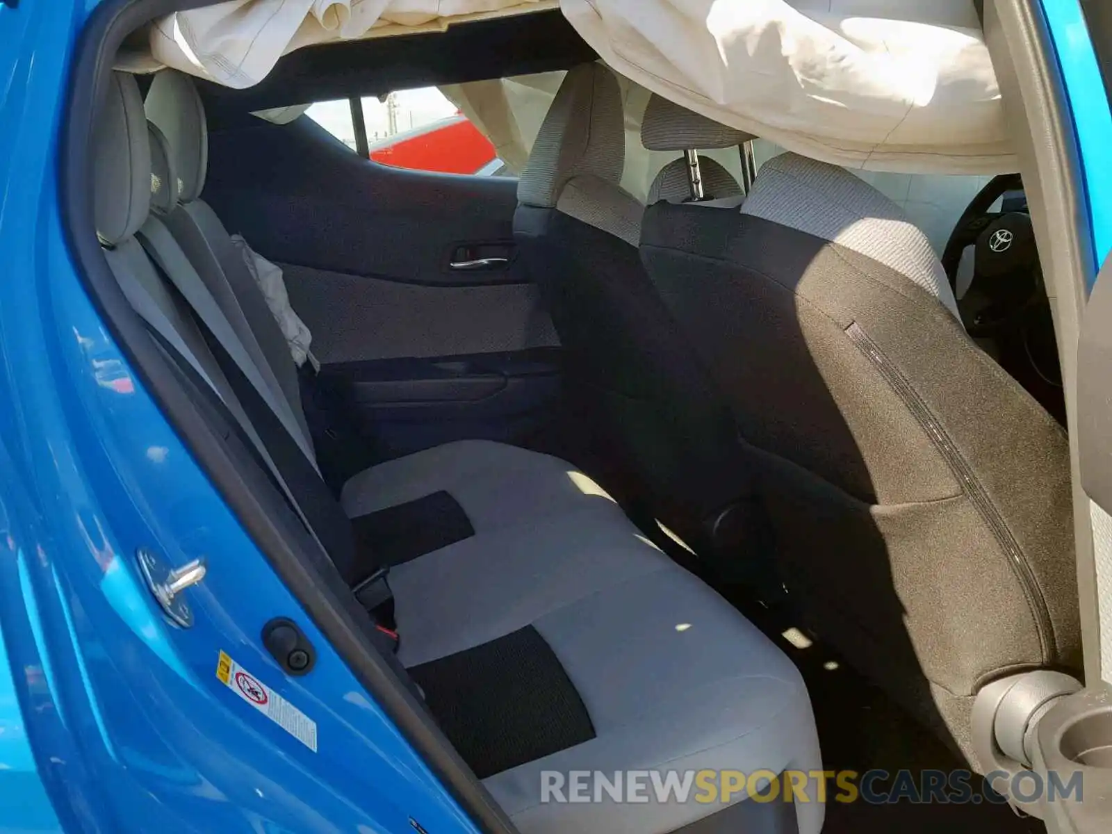 6 Photograph of a damaged car JTNKHMBXXK1018985 TOYOTA C-HR XLE 2019