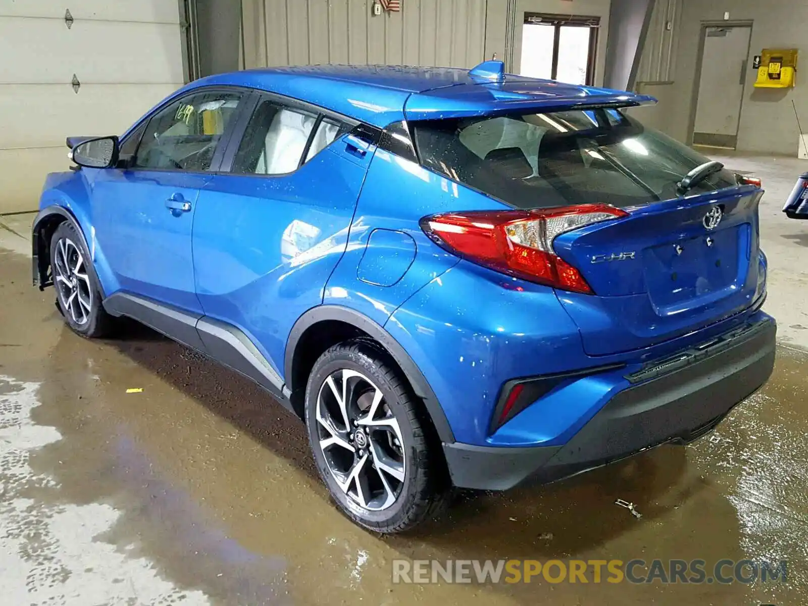 3 Photograph of a damaged car NMTKHMBX2KR084386 TOYOTA C-HR XLE 2019