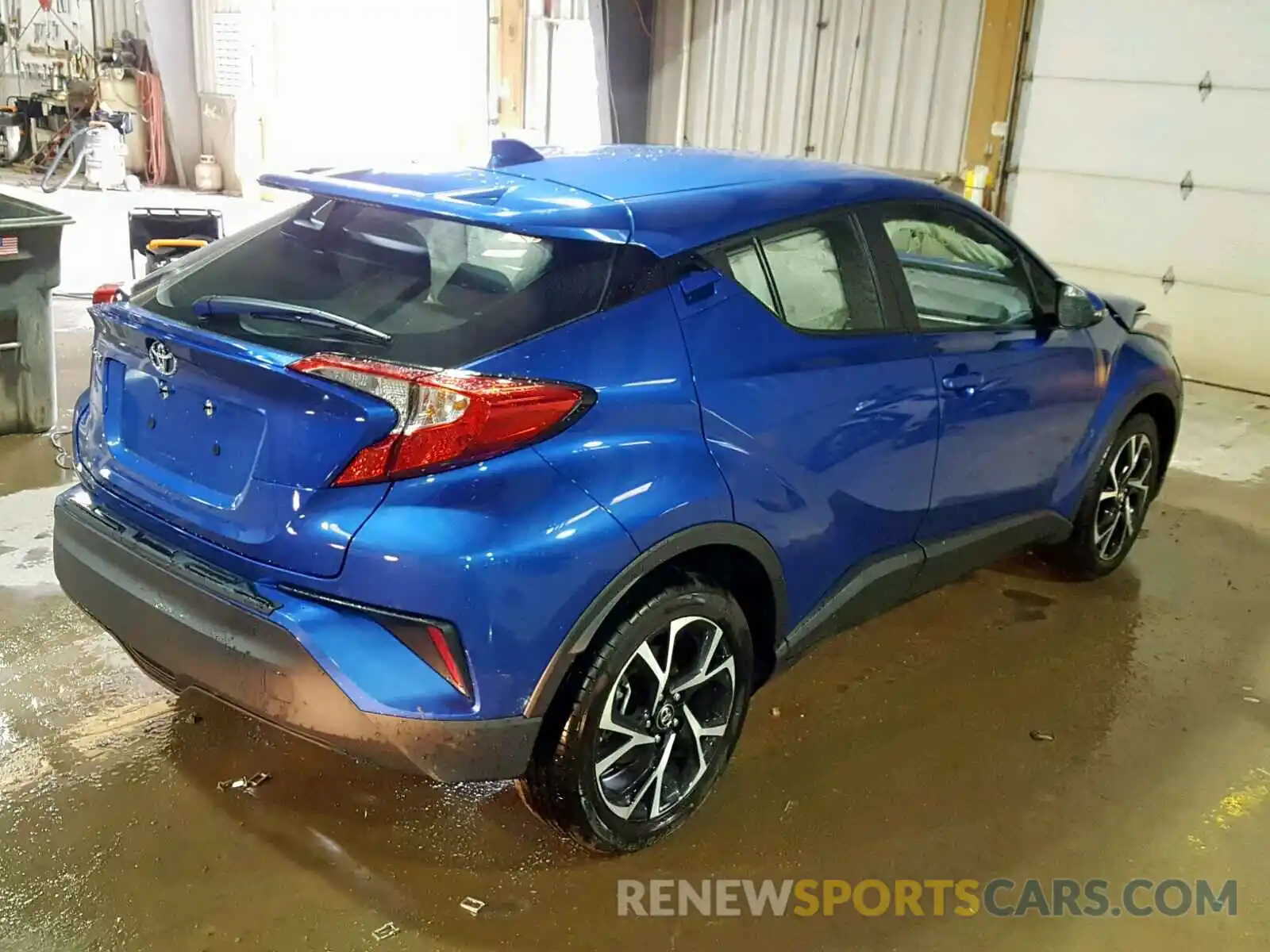 4 Photograph of a damaged car NMTKHMBX2KR084386 TOYOTA C-HR XLE 2019