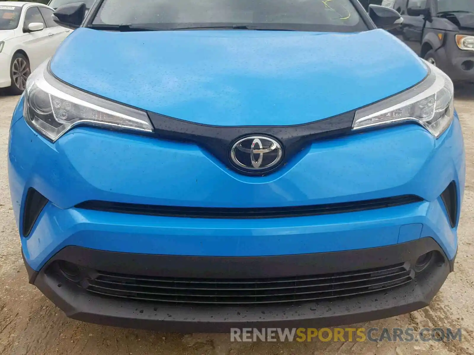 9 Photograph of a damaged car NMTKHMBX2KR090186 TOYOTA C-HR XLE 2019