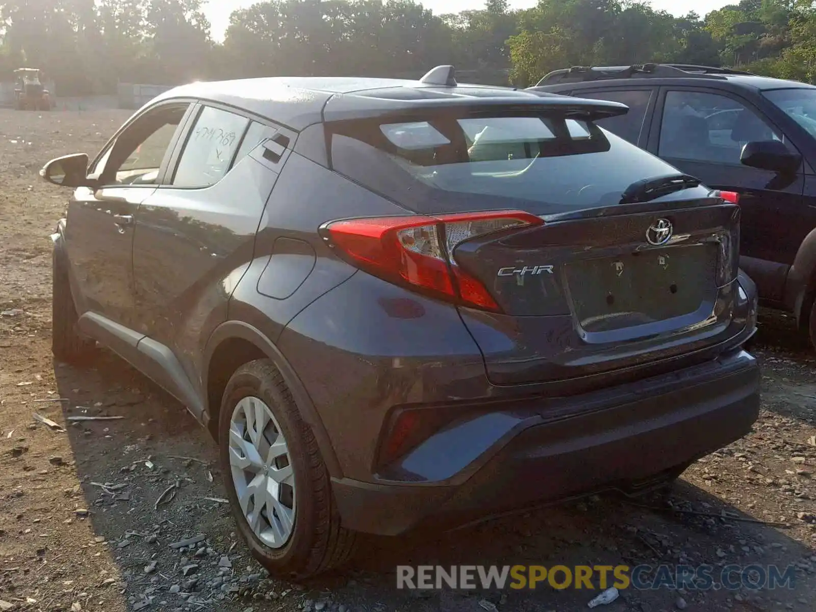 3 Photograph of a damaged car NMTKHMBX4KR088312 TOYOTA C-HR XLE 2019