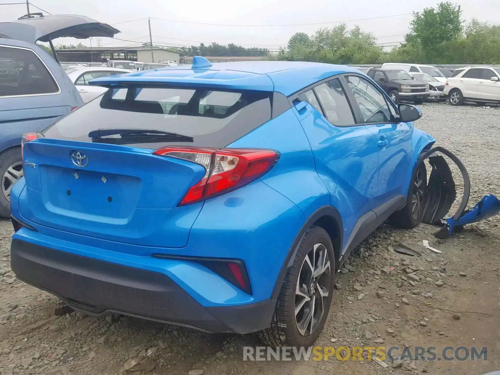 4 Photograph of a damaged car NMTKHMBX5KR078968 TOYOTA C-HR XLE 2019