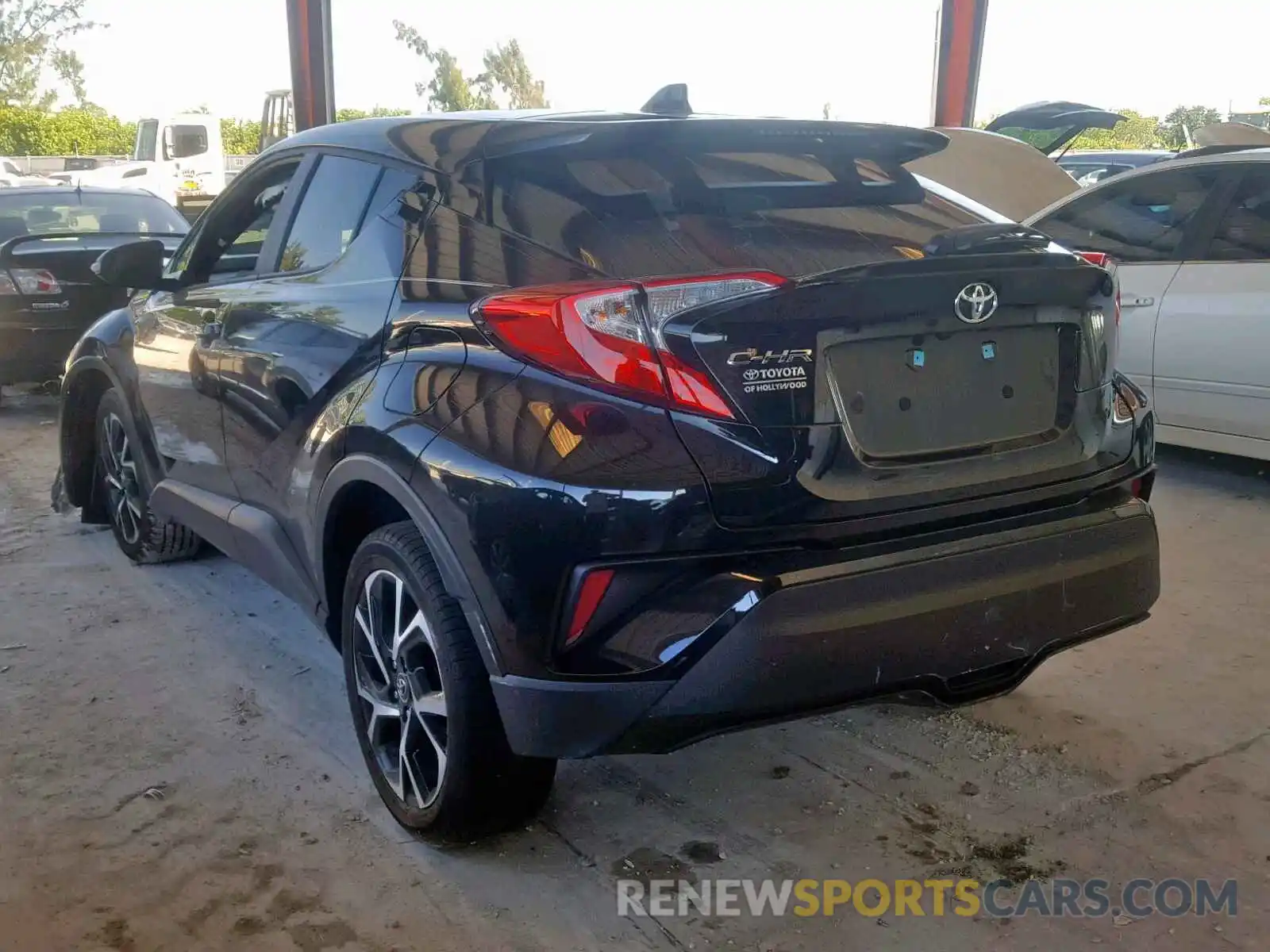 3 Photograph of a damaged car NMTKHMBX6KR080888 TOYOTA C-HR XLE 2019