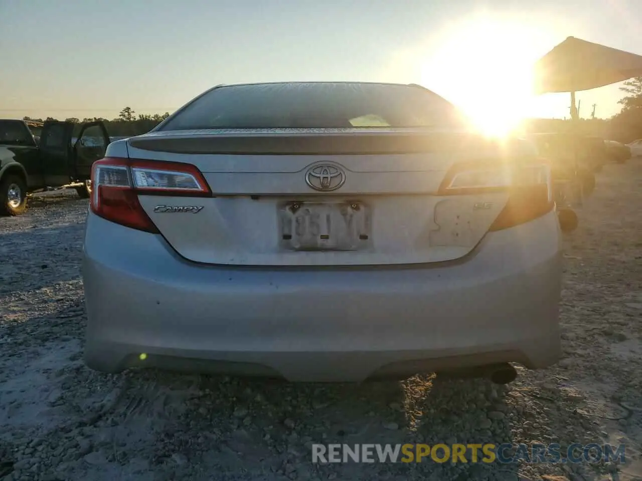 6 Photograph of a damaged car 4T1BF1FK8EU403550 TOYOTA CAMRY 2014