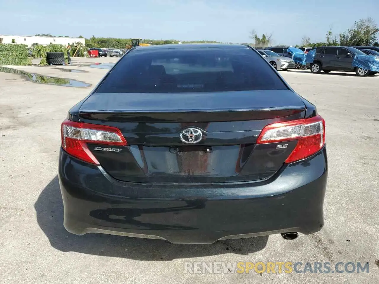 6 Photograph of a damaged car 4T1BF1FK8EU826919 TOYOTA CAMRY 2014