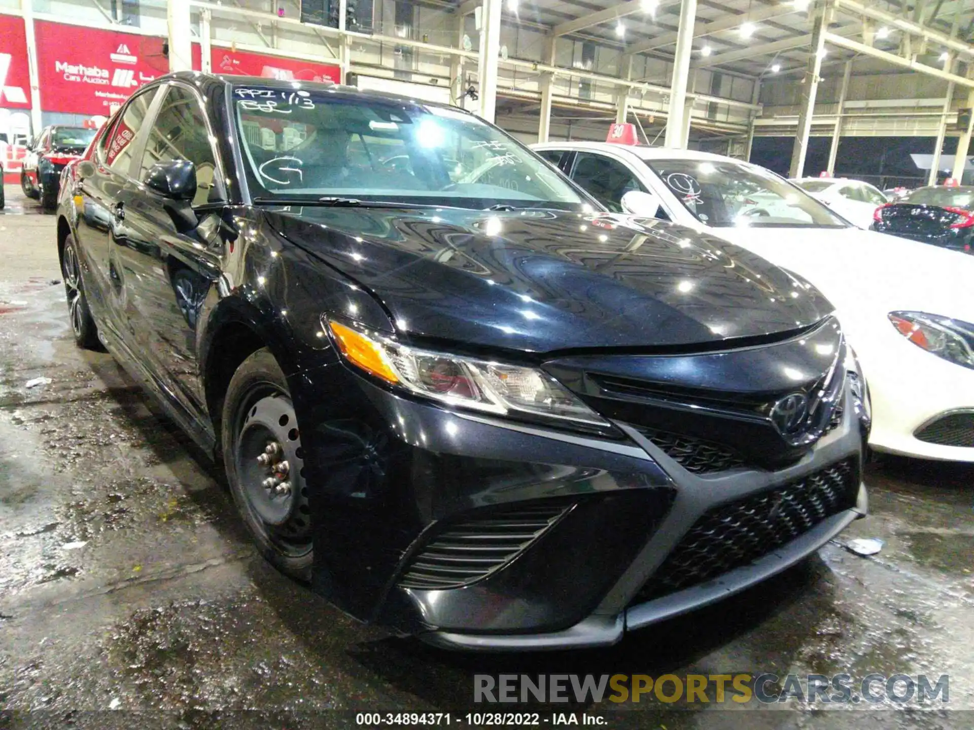 1 Photograph of a damaged car 001B11HK6KU745621 TOYOTA CAMRY 2019