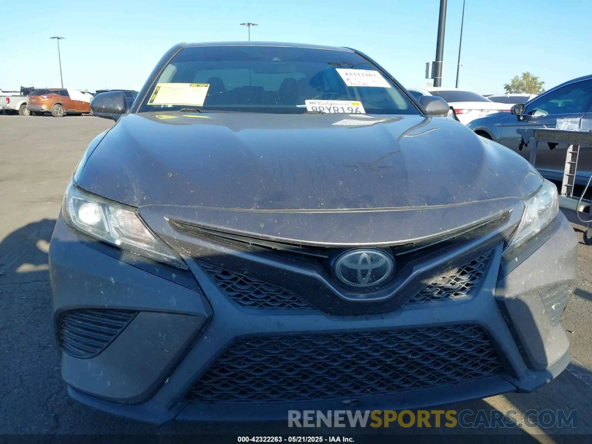 12 Photograph of a damaged car 4T1B11HK0KU161764 TOYOTA CAMRY 2019