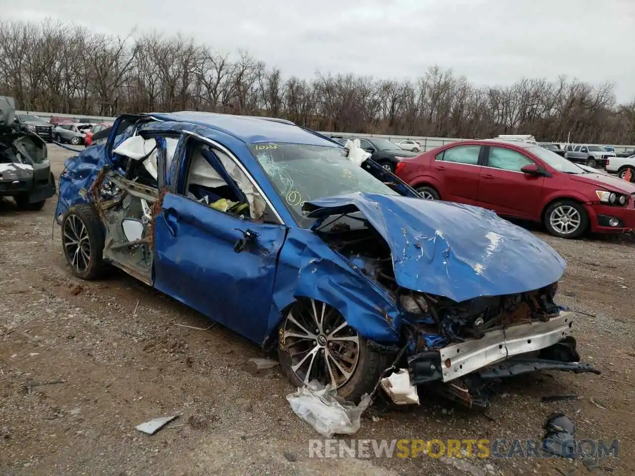 1 Photograph of a damaged car 4T1B11HK0KU167239 TOYOTA CAMRY 2019