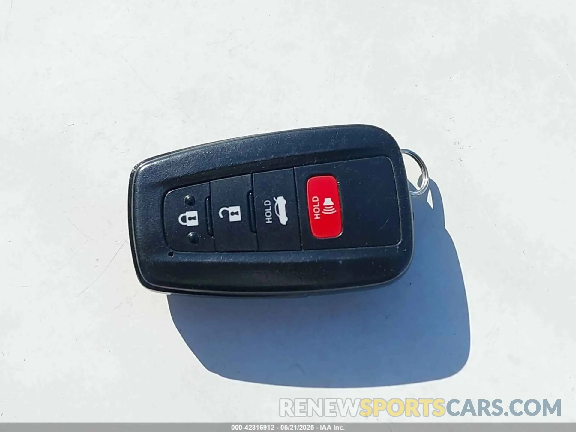 11 Photograph of a damaged car 4T1B11HK0KU169346 TOYOTA CAMRY 2019