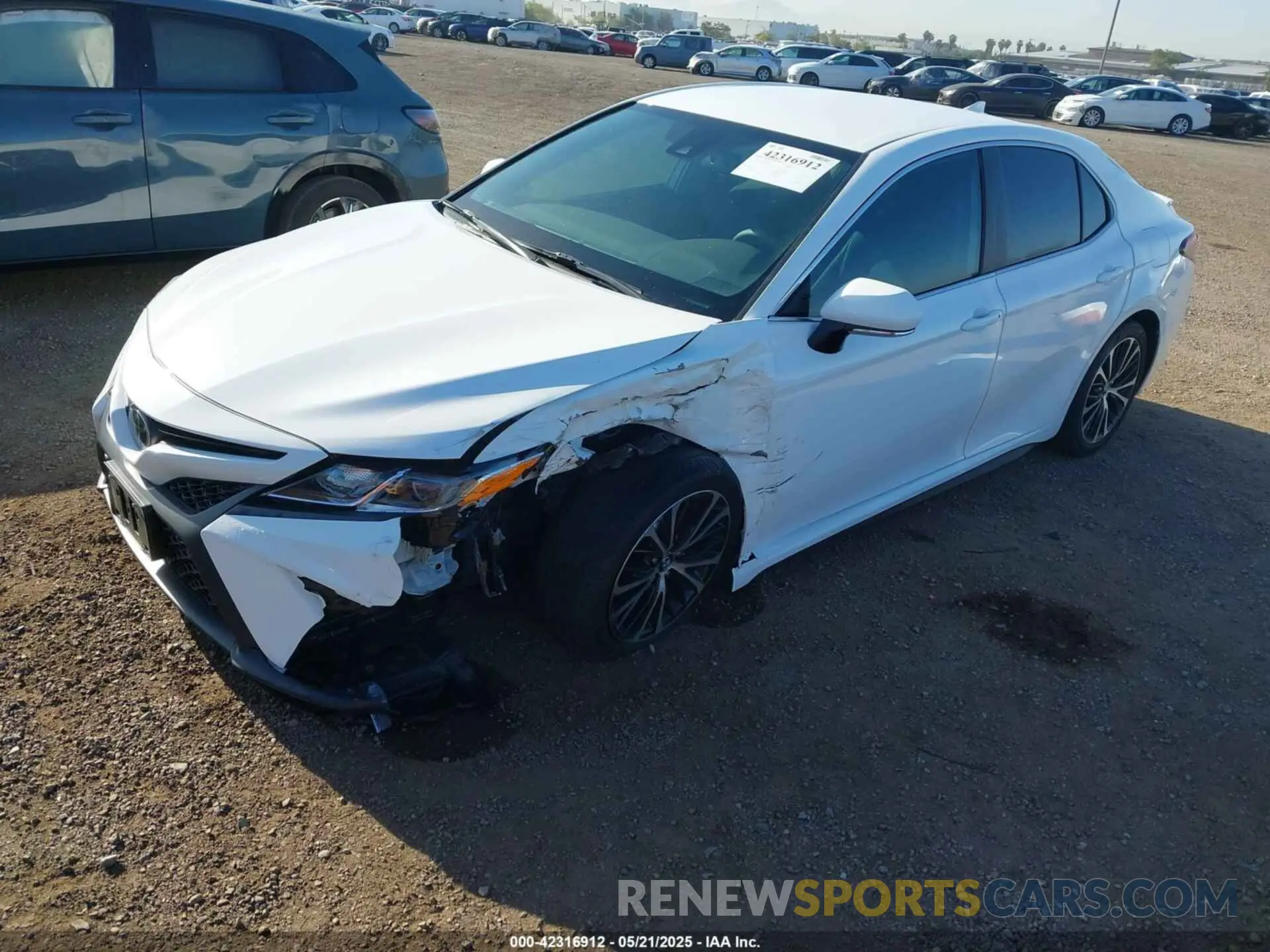 2 Photograph of a damaged car 4T1B11HK0KU169346 TOYOTA CAMRY 2019