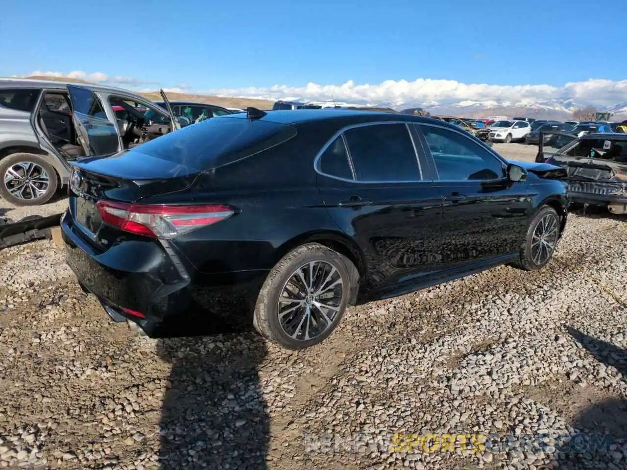 3 Photograph of a damaged car 4T1B11HK0KU170612 TOYOTA CAMRY 2019