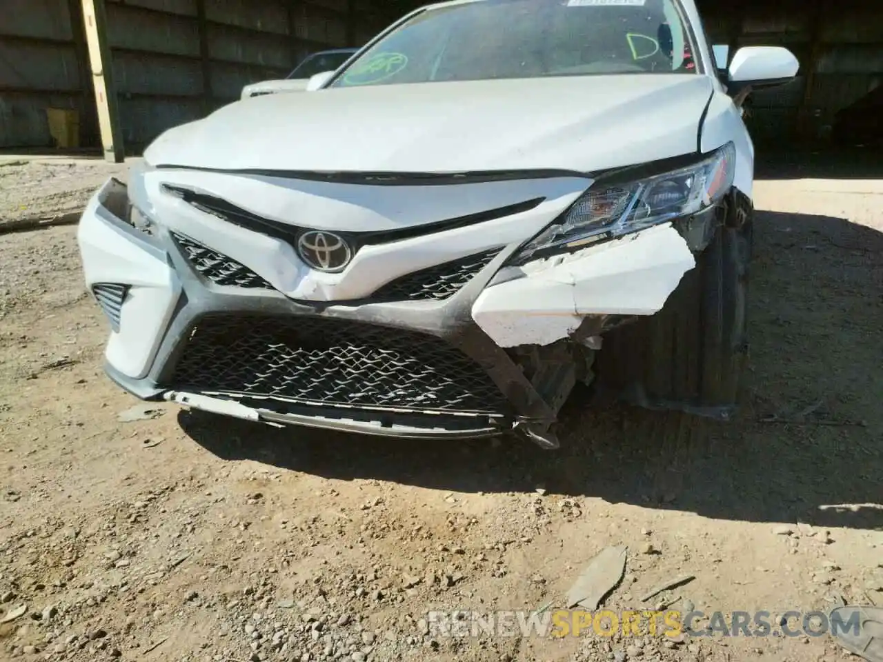 9 Photograph of a damaged car 4T1B11HK0KU170738 TOYOTA CAMRY 2019