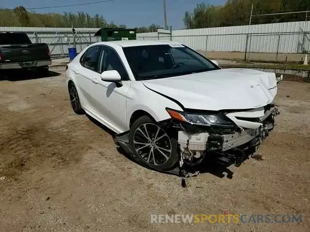 10 Photograph of a damaged car 4T1B11HK0KU173428 TOYOTA CAMRY 2019