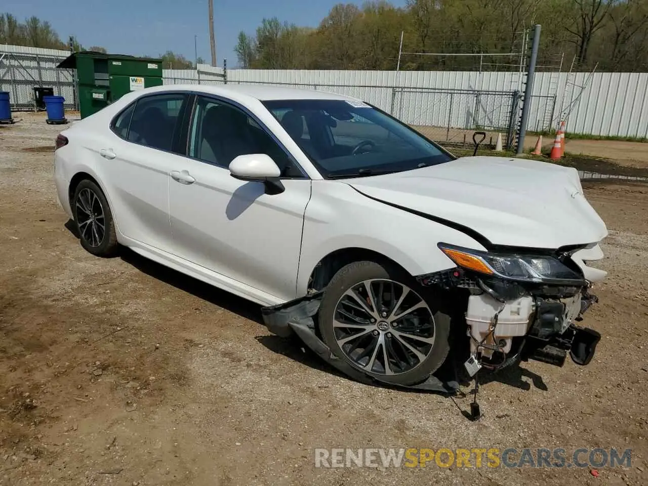 4 Photograph of a damaged car 4T1B11HK0KU173428 TOYOTA CAMRY 2019