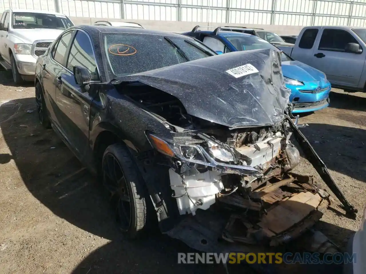 1 Photograph of a damaged car 4T1B11HK0KU174238 TOYOTA CAMRY 2019