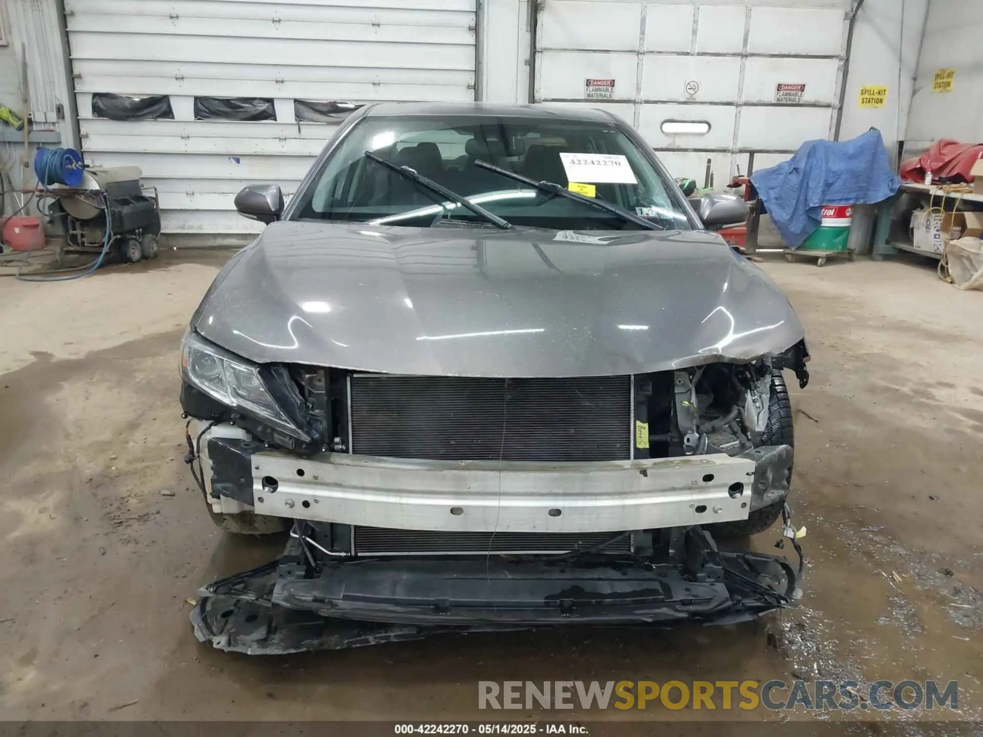 12 Photograph of a damaged car 4T1B11HK0KU175647 TOYOTA CAMRY 2019