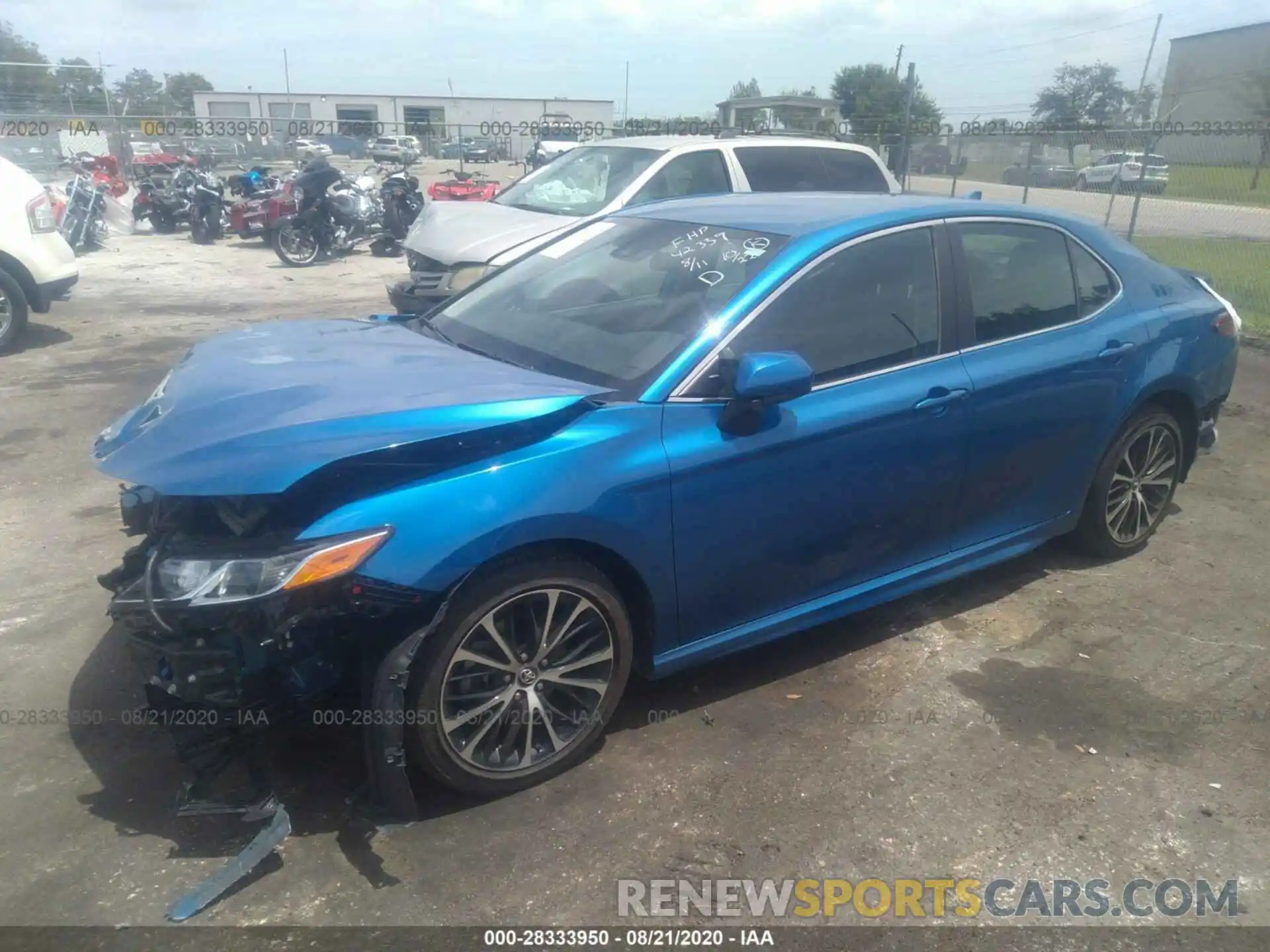 2 Photograph of a damaged car 4T1B11HK0KU182159 TOYOTA CAMRY 2019